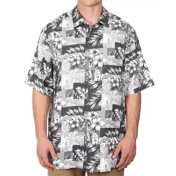 Tommy Bahama Other - Tommy Bahama Men’s Plumeria Patchwork Tortola Silk Camp Shirt Size Medium